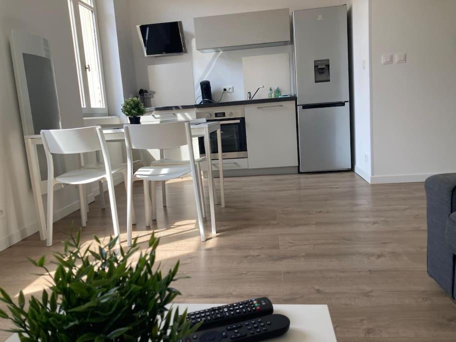 Apartmán Magnifique T2 J Jaures Avec Garage Saint-Etienne  Exteriér fotografie
